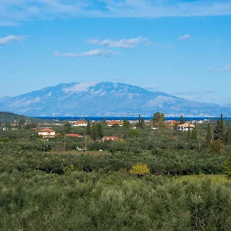 Mertoula House Apartmán *