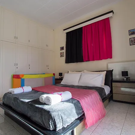 Mertoula House Apartmán *