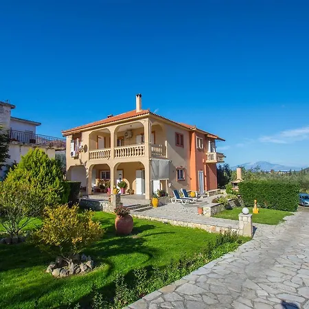 Mertoula House Apartmán