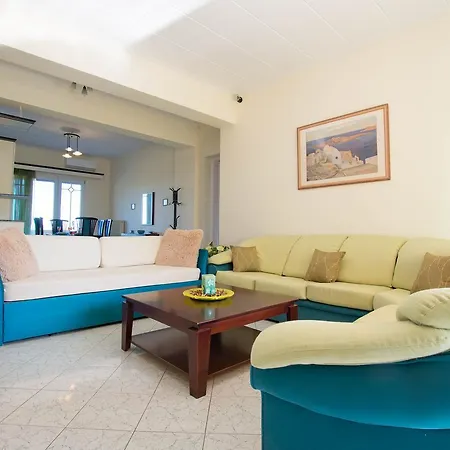 Apartment Mertoula House Skoulikado