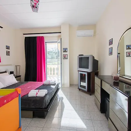 Mertoula House * Skoulikado