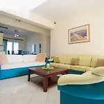 شقة Mertoula House Skoulikado