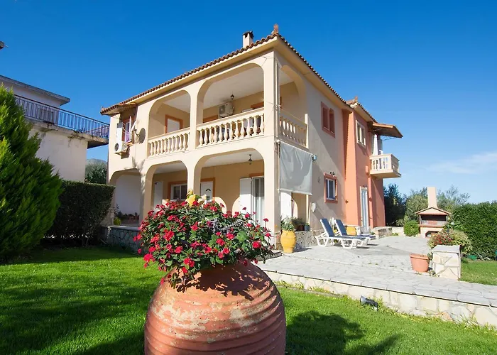 Mertoula House *