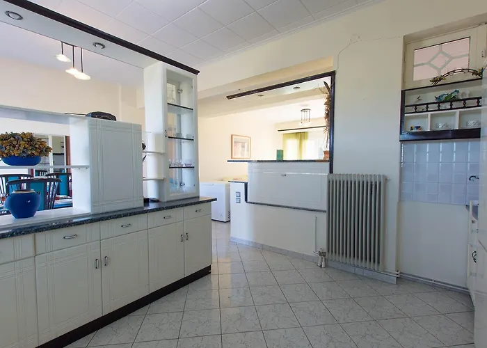 Lägenhet Mertoula House *